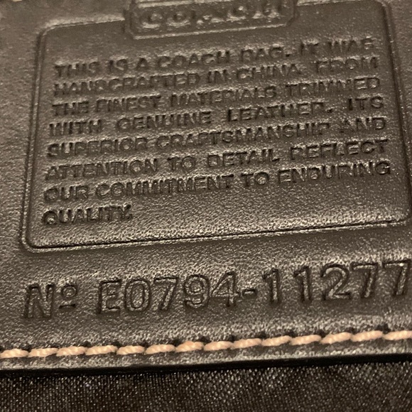 [Coach]  Signature Black & Brown Bag - Picture 9 of 14